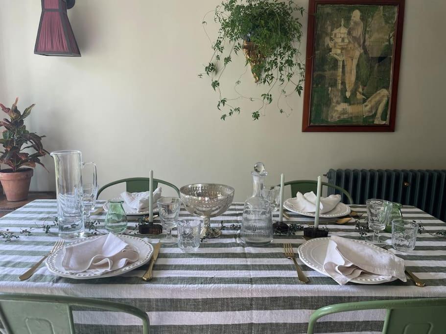 Escape To Ash House 18Th Century Manor In Somerset Martock Extérieur photo