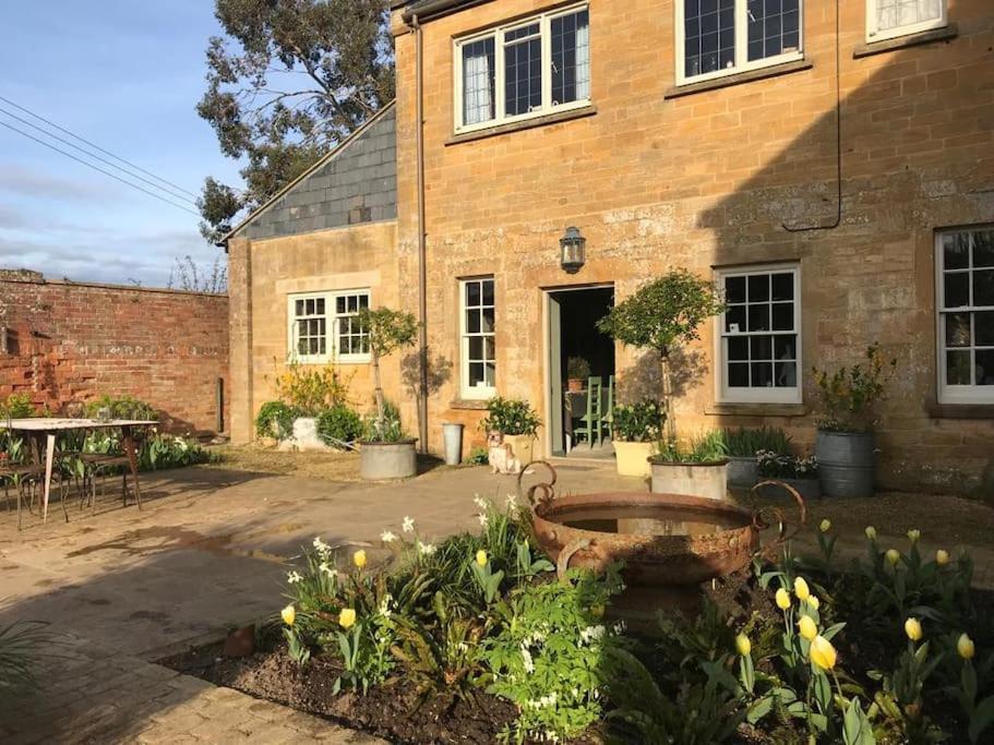 Escape To Ash House 18Th Century Manor In Somerset Martock Extérieur photo